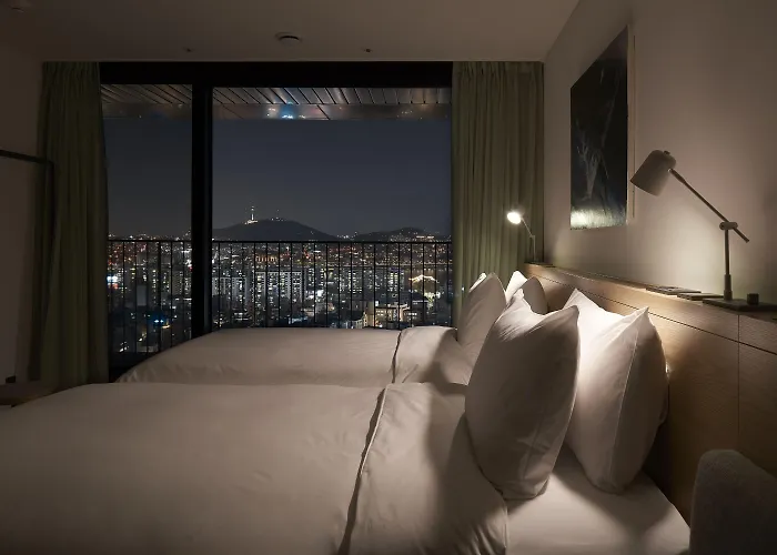 Anteroom Hotel