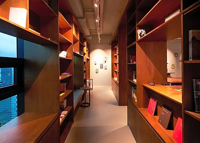 Anteroom Hotel 3*